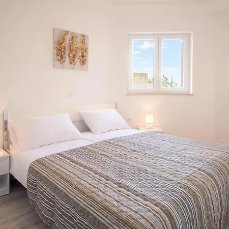 With A Private Pool, Enchanting View, - By Traveler Tourist Agency Id 2122 Apartment Vrbnik (Primorje-Gorski Kotar)